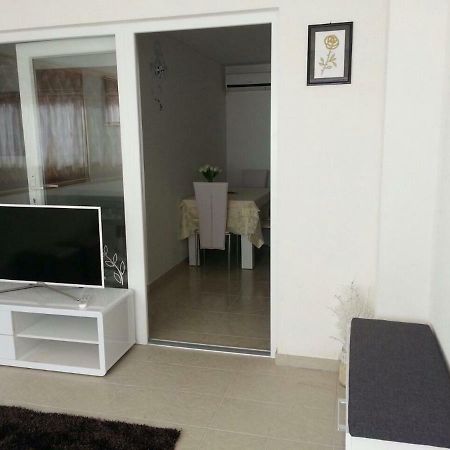 Kartini Apartment Nin Eksteriør billede